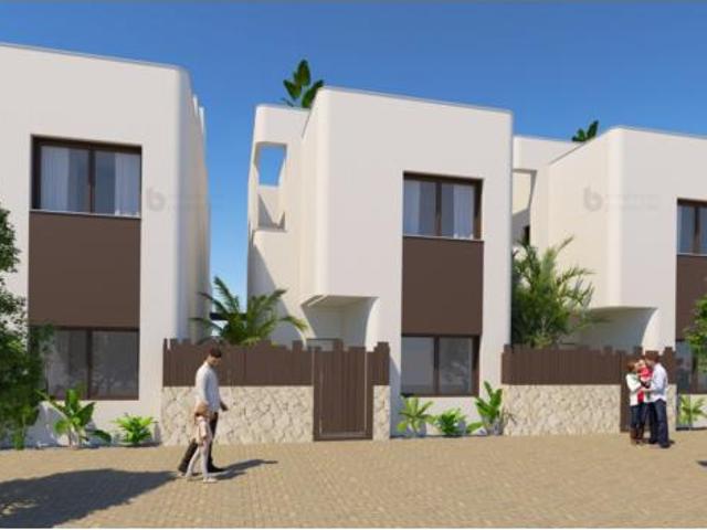 Casa en venta en Mil Palmeras, el Baix Segura / La Vega Baja