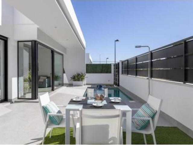 Casa en venta en Pinar de Campoverde, el Baix Segura / La Vega Baja