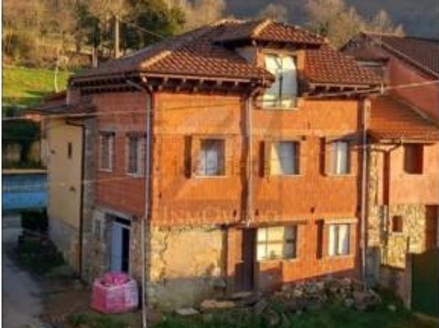 Casa en venta en Piloña, Asturias