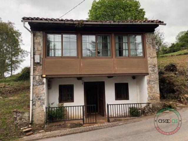 Casa en venta en Piloña, Asturias