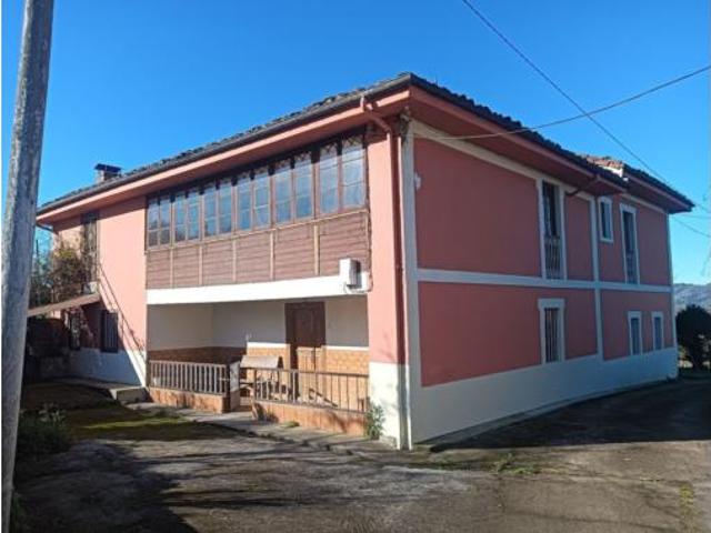 Casa en venta en Piloña, Asturias