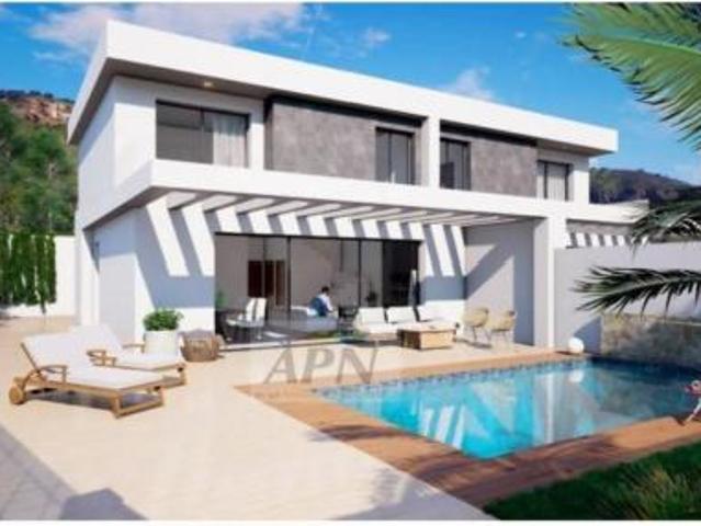 Casa en venta en Pizarra, Málaga