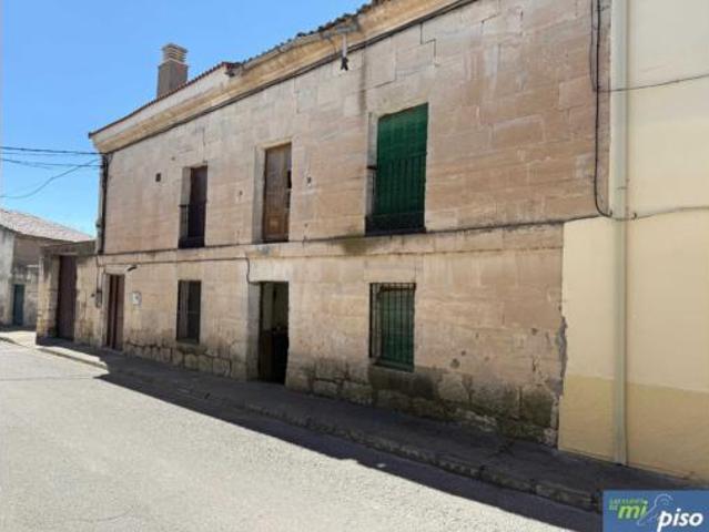 Casa en venta en Piña De Esgueva, Castilla y León