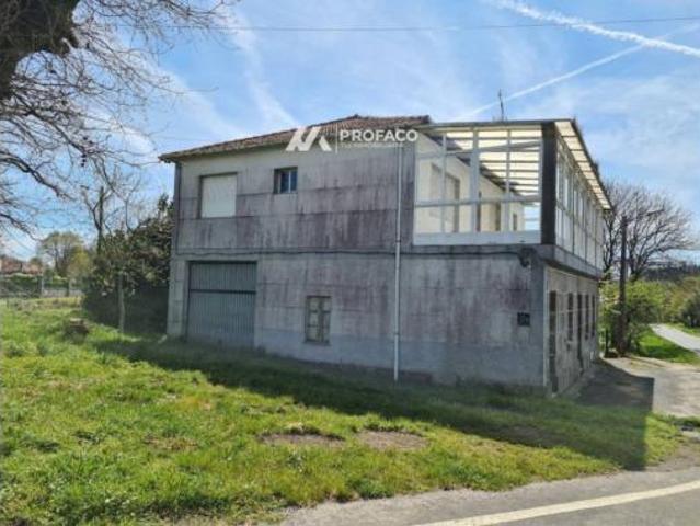 Casa en venta en O Carballiño, Galicia