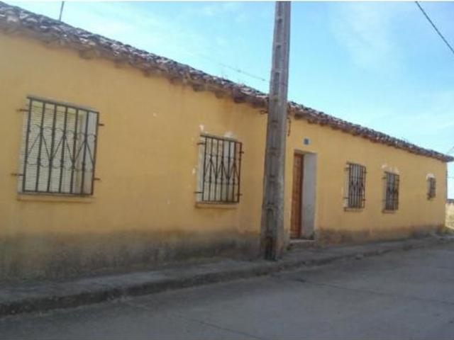 Casa en venta en Población De Arroyo, Castilla y León