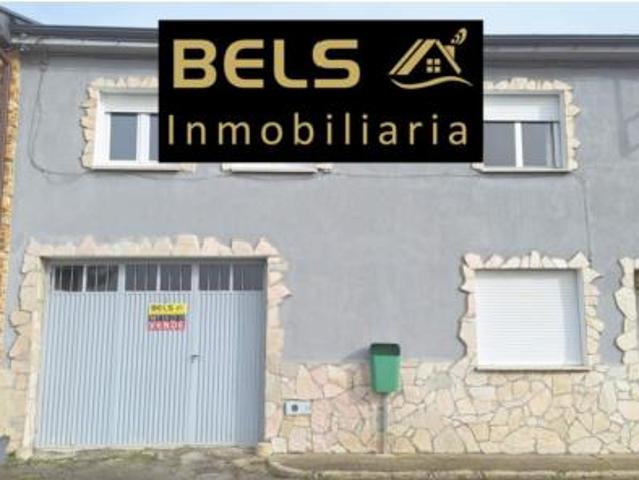 Casa en venta en Ponferrada, Fuentesnuevas
