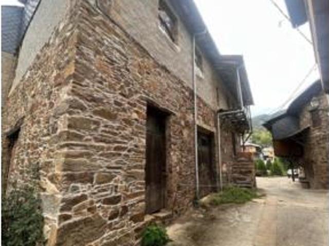 Casa en venta en Villanueva de Valdueza, El Bierzo
