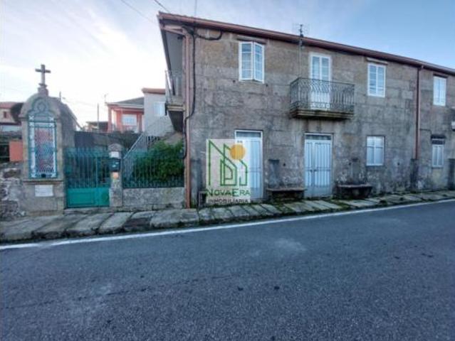 Casa en venta en Ponte Caldelas, Pontevedra