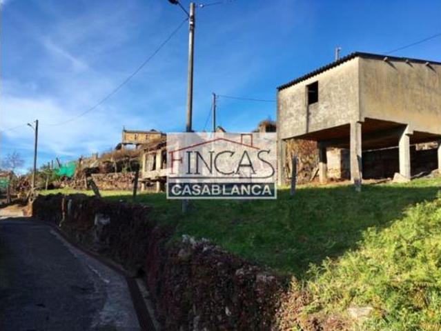 Casa en venta en Ponte Caldelas, Pontevedra