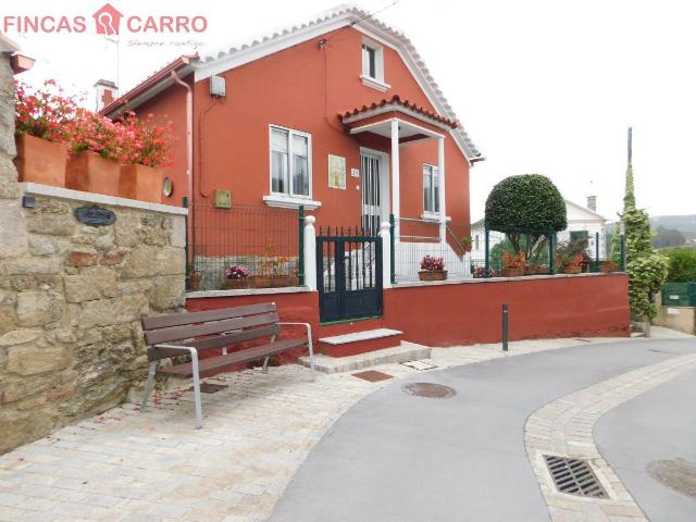 Casa en venta en Poio, Viñas