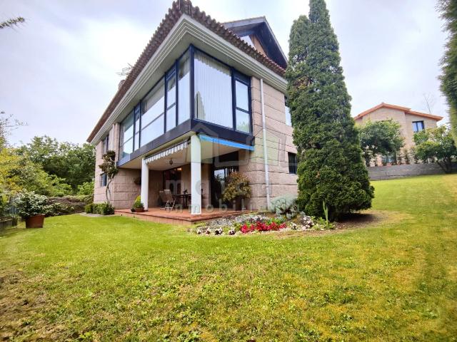 Casa en venta en Vigo, A Ponte