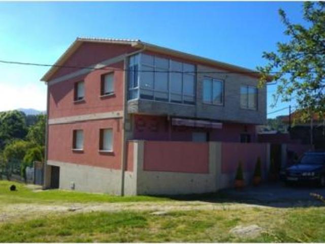 Casa en venta en Pontevedra, Campolongo