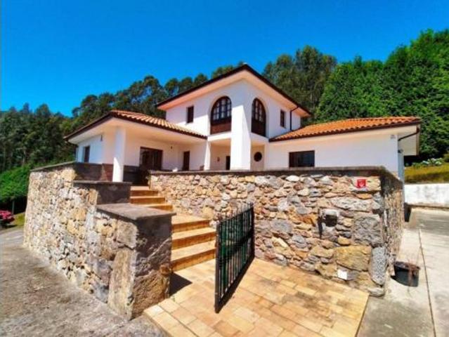 Casa en venta en Peñaullán, Pravia