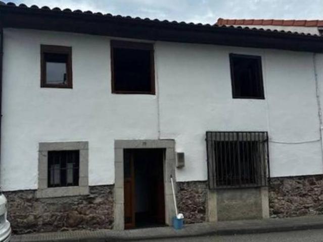 Casa en venta en Pravia, Praúa