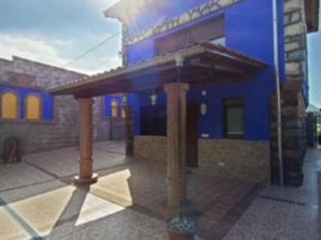 Casa en venta en Praúa, Pravia
