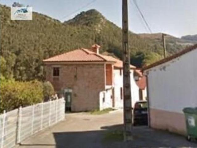 Casa en venta en Puente Viesgo, Cantabria