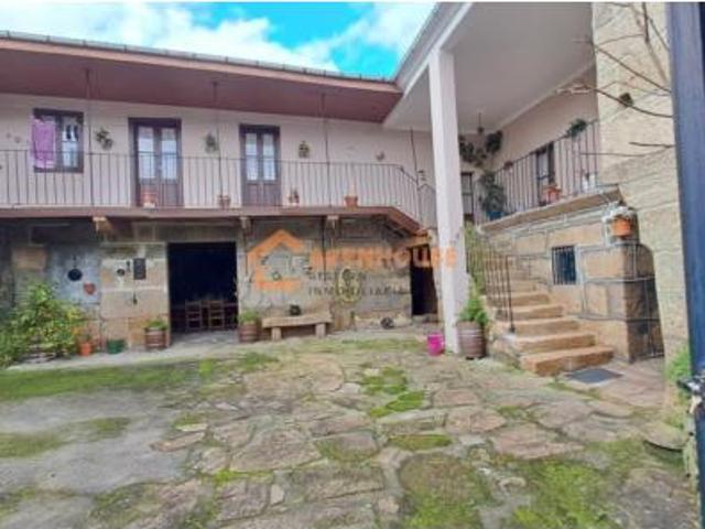 Casa en venta en Punxín, O Carballiño