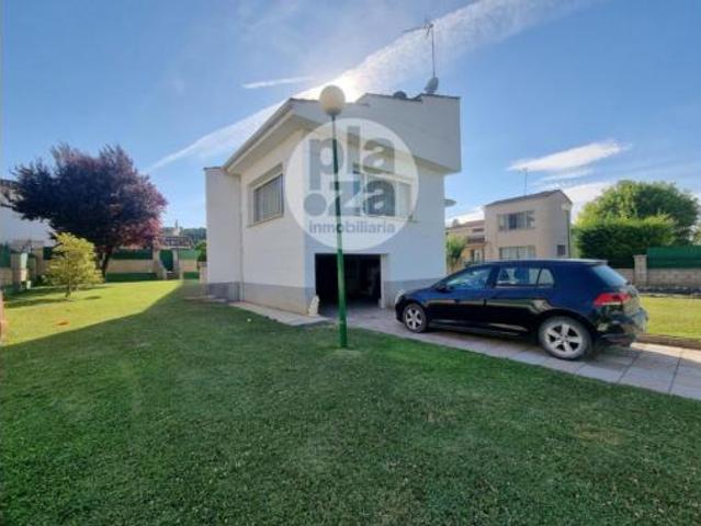 Casa en venta en Quintanaortuño, Castilla y León