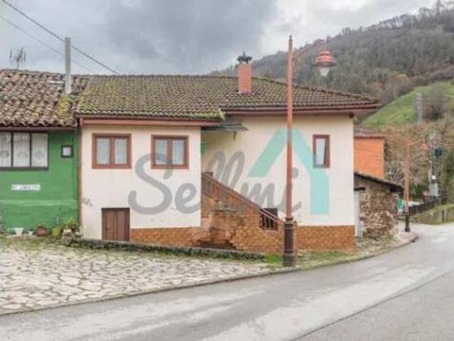 Casa en venta en Quirós, Asturias