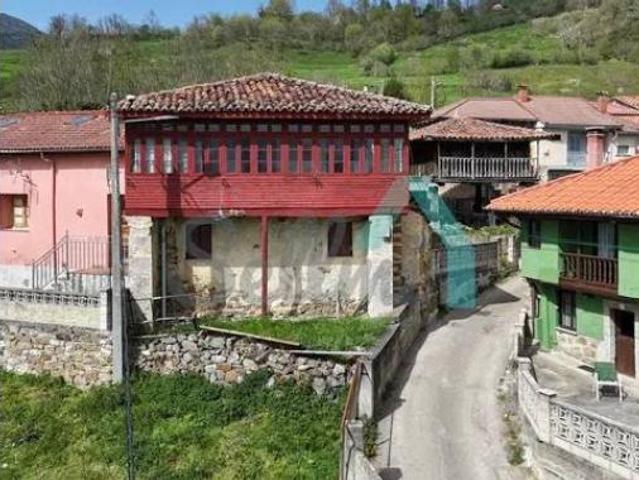Casa en venta en Quirós, Asturias