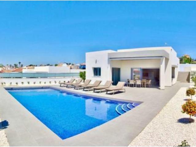 Casa en venta en el Baix Segura / La Vega Baja, Valencia