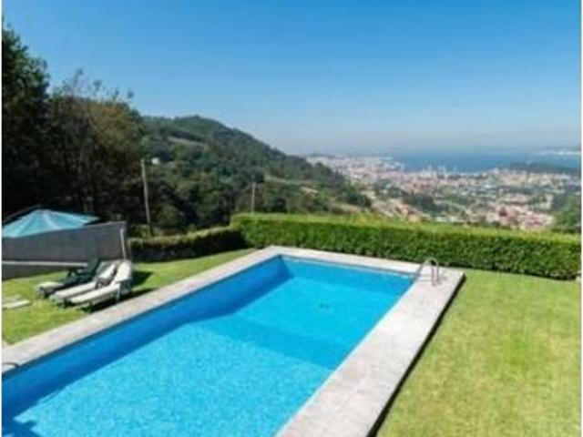 Casa en venta en Redondela