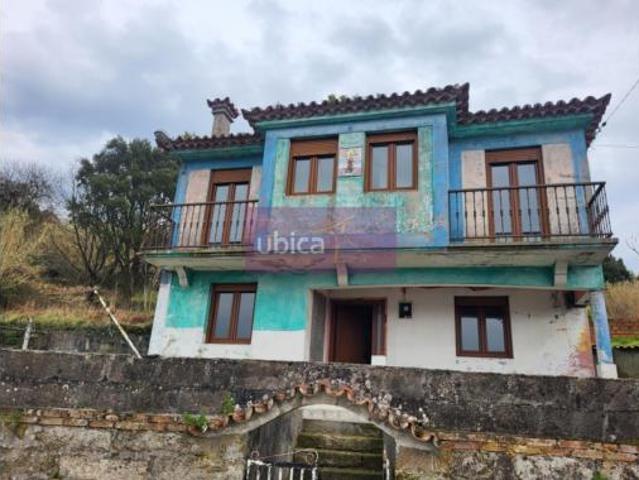 Casa en venta en O Viso, Vigo