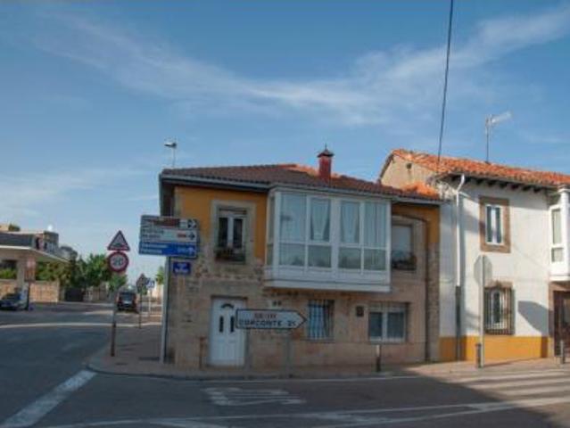 Casa en venta en Urbanización Los Encuentros, Reinosa