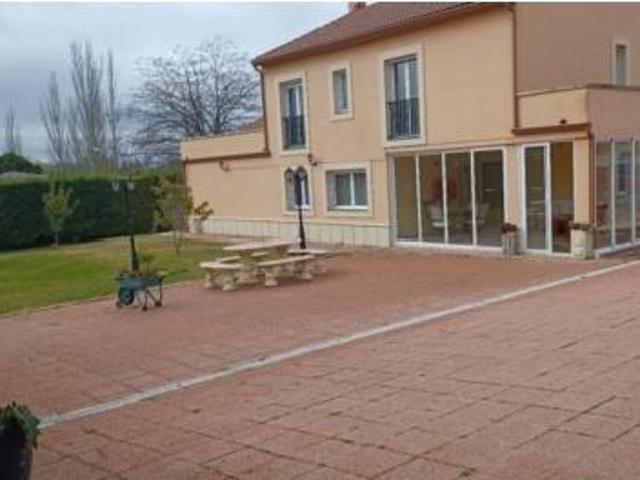 Casa en venta en Renedo De Esgueva, Castilla y León