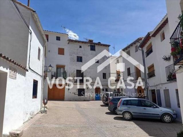 Casa en venta en Requena, La Villa