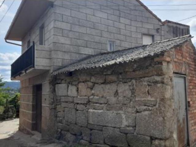 Casa en venta en Ribadavia