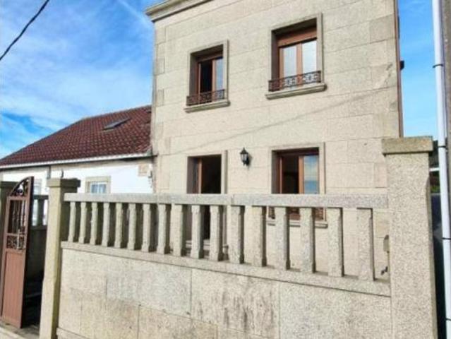 Casa en venta en Ribeira, A Barbanza