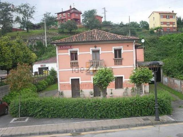 Casa en venta en Ribera De Arriba, Asturias