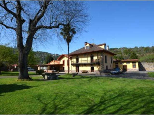 Casa en venta en Ribera De Arriba, Asturias
