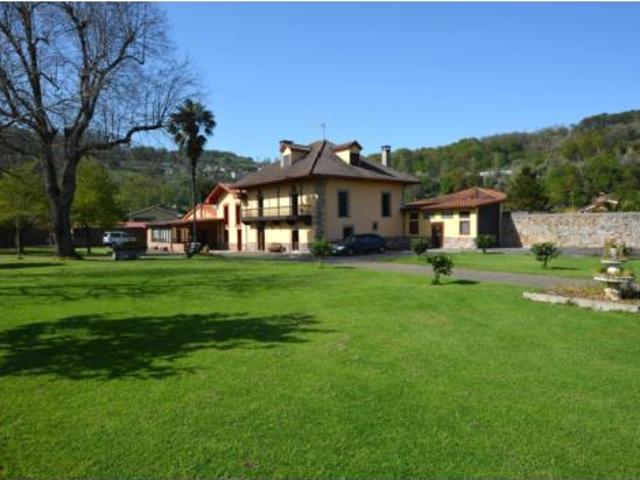 Casa en venta en Ribera De Arriba, Asturias