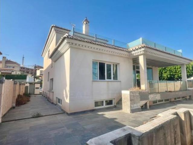 Casa en venta en La Cala del Moral, La Axarquía