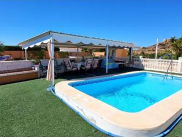 Casa en venta en Los Marines, Rincón de la Victoria