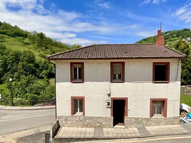 Casa en venta en Riosa, La Pontialta