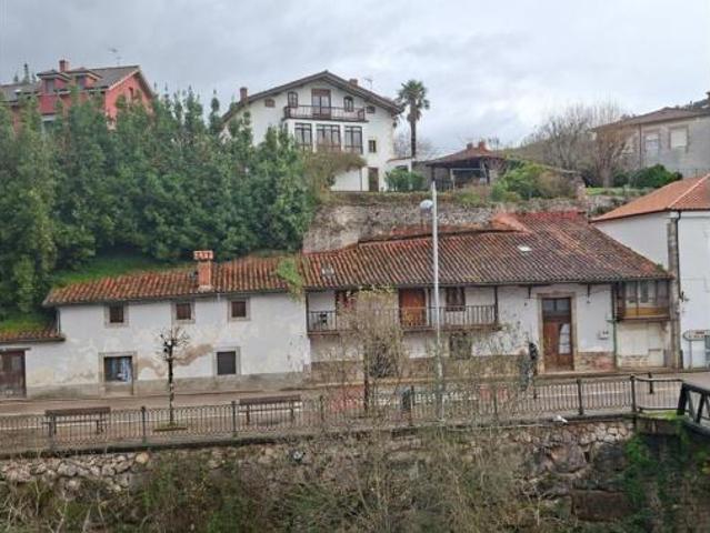 Casa en venta en Riotuerto, Cantabria