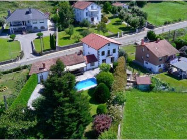 Casa en venta en Riotuerto, Cantabria