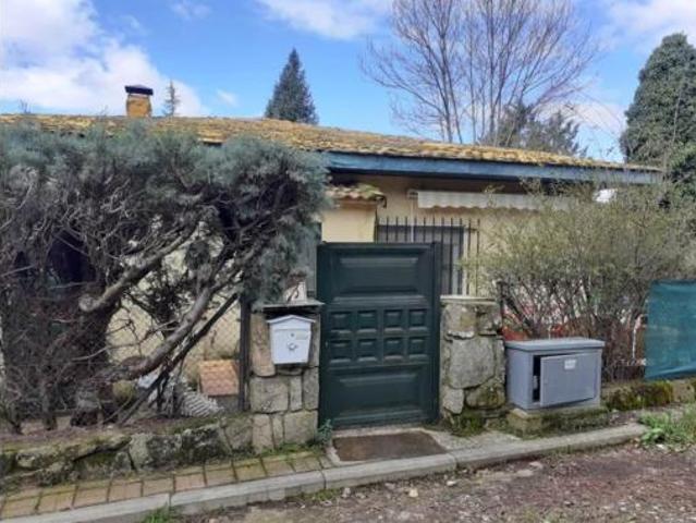 Casa en venta en Robledo De Chavela, Madrid