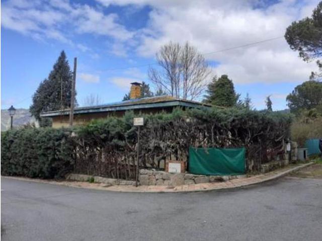 Casa en venta en Robledo De Chavela, Madrid