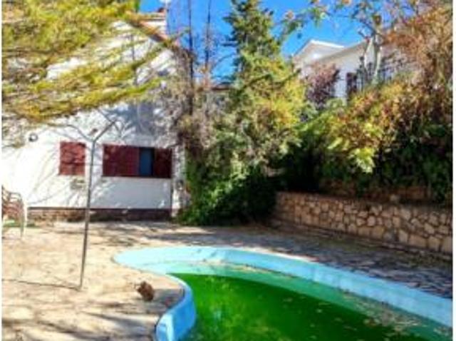 Casa en venta en Robledo De Chavela, Madrid