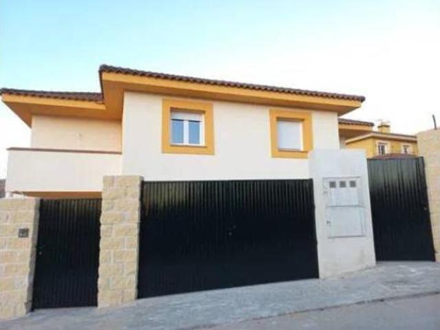 Casa en venta en Fresnedillas De La Oliva, Madrid
