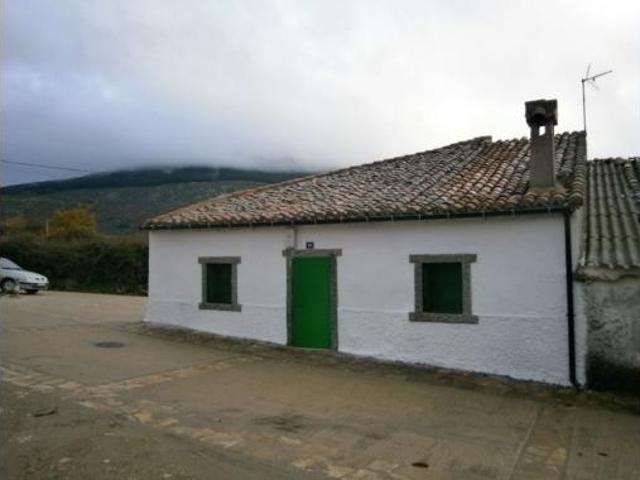 Casa en venta en Robregordo