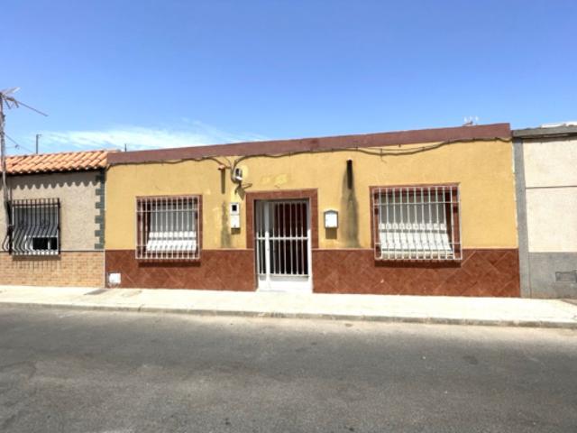 Casa en venta en Los Depósitos, Roquetas De Mar