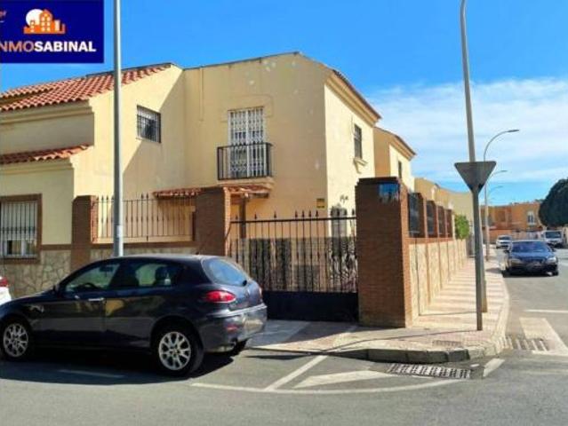 Casa en venta en Roquetas De Mar, Andalucía