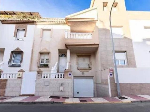 Casa en venta en Roquetas De Mar, Andalucía