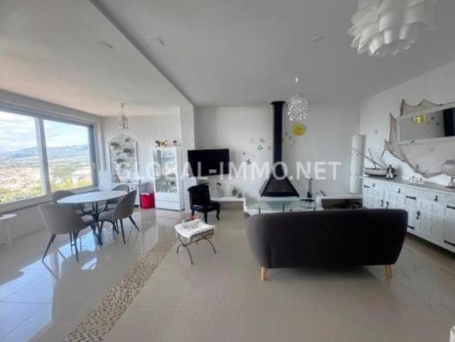 Casa en venta en Alt Empordà, Catalunya
