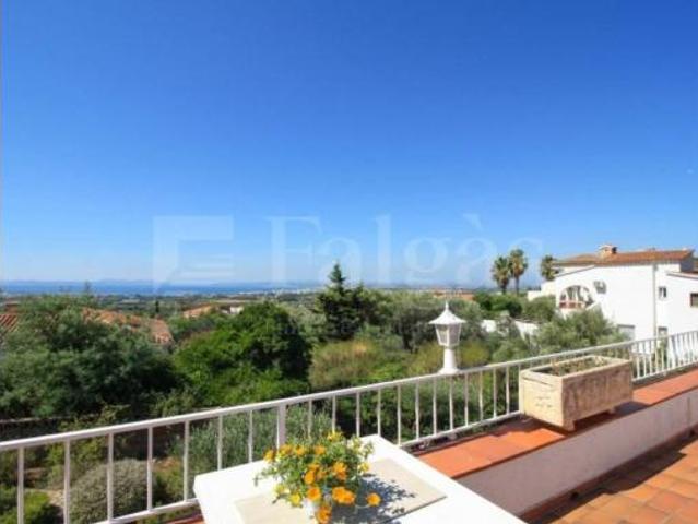 Casa en venta en el Mas Boscà, Alt Empordà